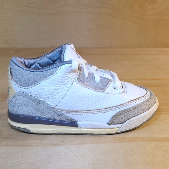 Jordan 3 Retro A Ma Maniére Gray White Kids Size 10C Sneakers - Picture 1 of 11